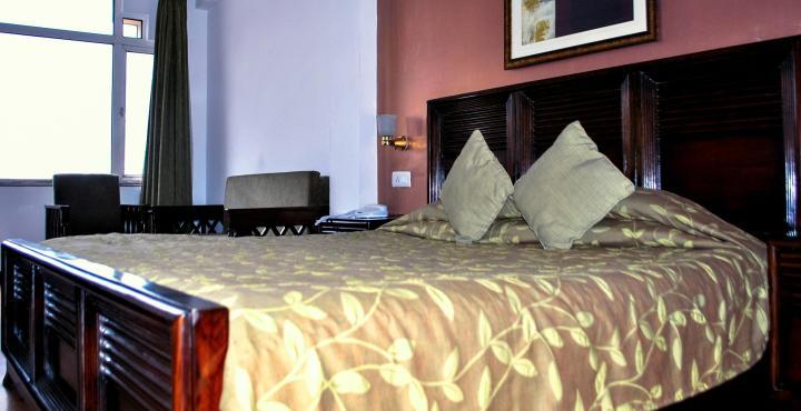 Hotel Baljees Regency Шимла Экстерьер фото